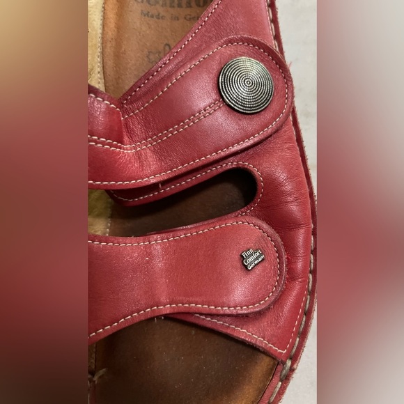 Finn Comfort Women Shoe Soft Sansibar Size 10 EUR 41 Red Sandal Pre Owned - Picture 2 of 6